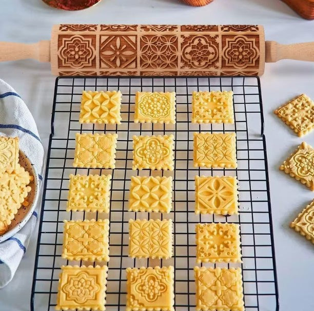 Damask Patterned Rolling Pin - Fantastic Gift Idea for Bakers!